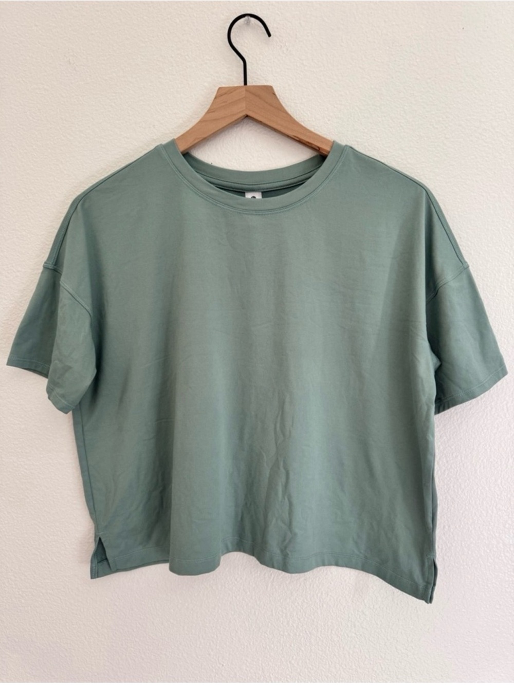 90 Degree Light green Cropped  workout T-shirt